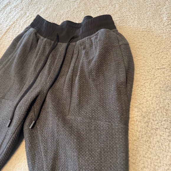 Lululemon Pants Mens Small 29”Heathered Black At Ease Jogger Athleisure Comfort - Picture 6 of 12